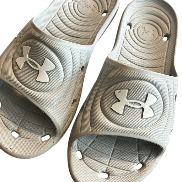 Under Armour Grey Slide Sandals Size 7 - Picture 6 of 6